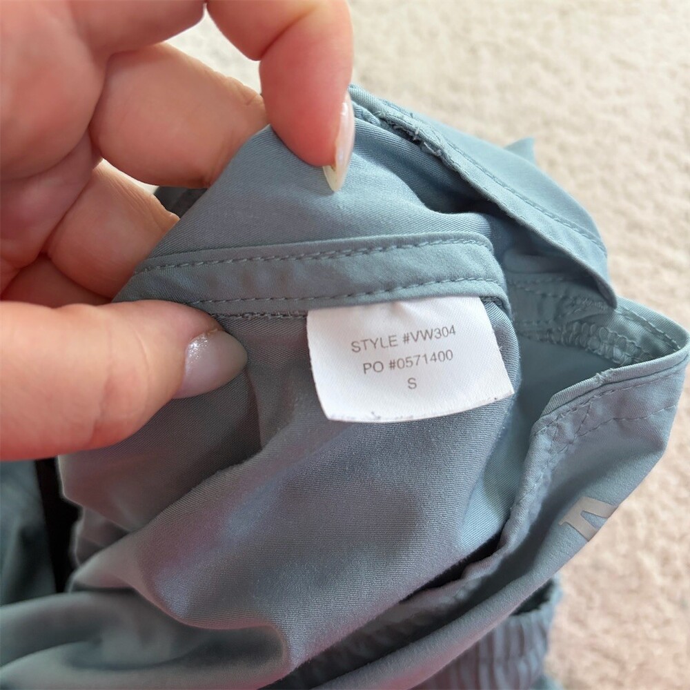 Vuori Clementine 2.0 Running Shorts Womens Size S Blue Lined Zip Pocket - Picture 4 of 4